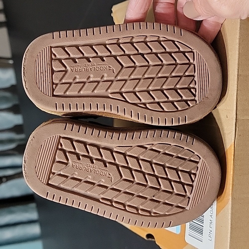 UGG Koolaberra Classic II Weather Short chestnut color boots size 6 - Picture 4 of 12